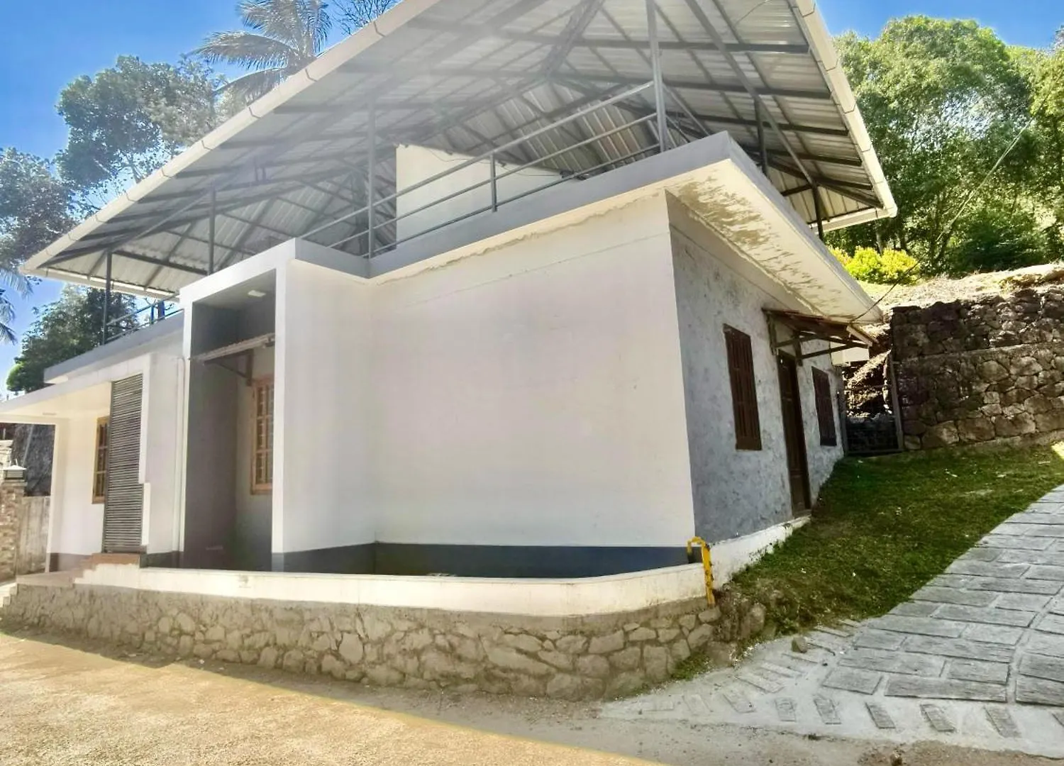 Wildfern Mountain View Villa Peerumedu Vandiperiyar